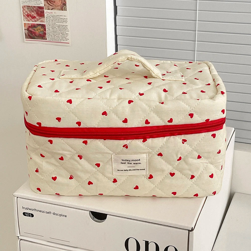 Sac Maquillage Matelassé Cœur Femme